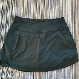 Outdoor voices skirt with built in spandex shorts- Size small